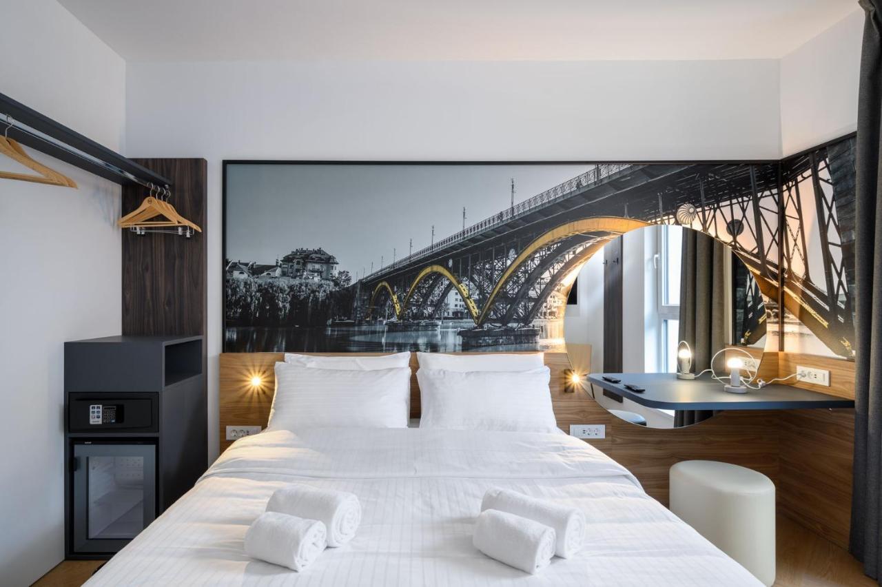 B&B Hotel มาริบอร์ ภายนอก รูปภาพ